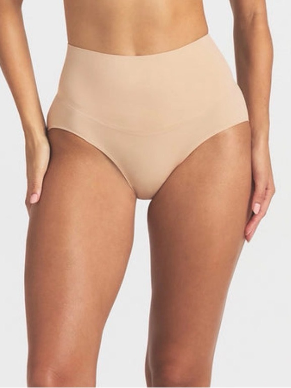 SKIMS SMOOTHING INTIMATES HIGH-WAISTED BRIEF